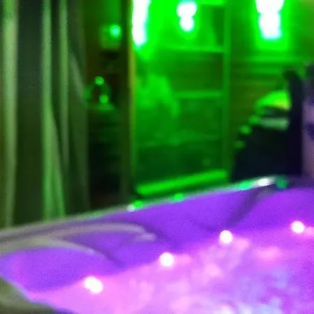 Espace Lumière - Spa, Sauna Et Salle De Fitness Hébergement de vacances Méolans